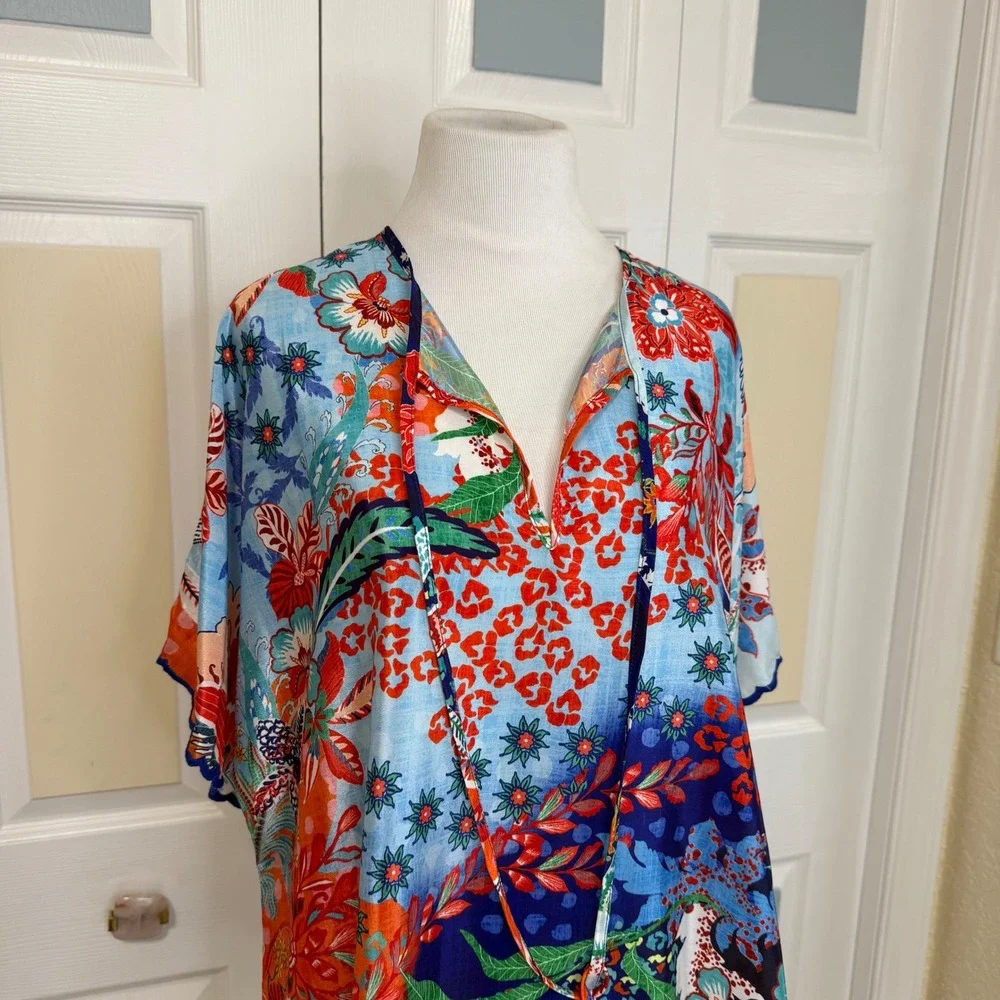 Love Kyla Anthropologie Tunic Bohemian Floral Print Tie Neck Scalloped Edge M